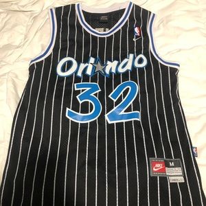 Shaquille O’Neal  Magic jersey